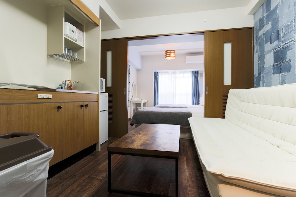 GRAND COURT NAMBA 401 大阪