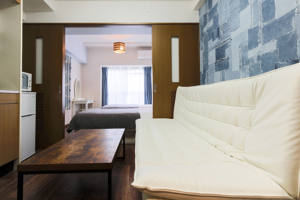 GRAND COURT NAMBA 401 大阪