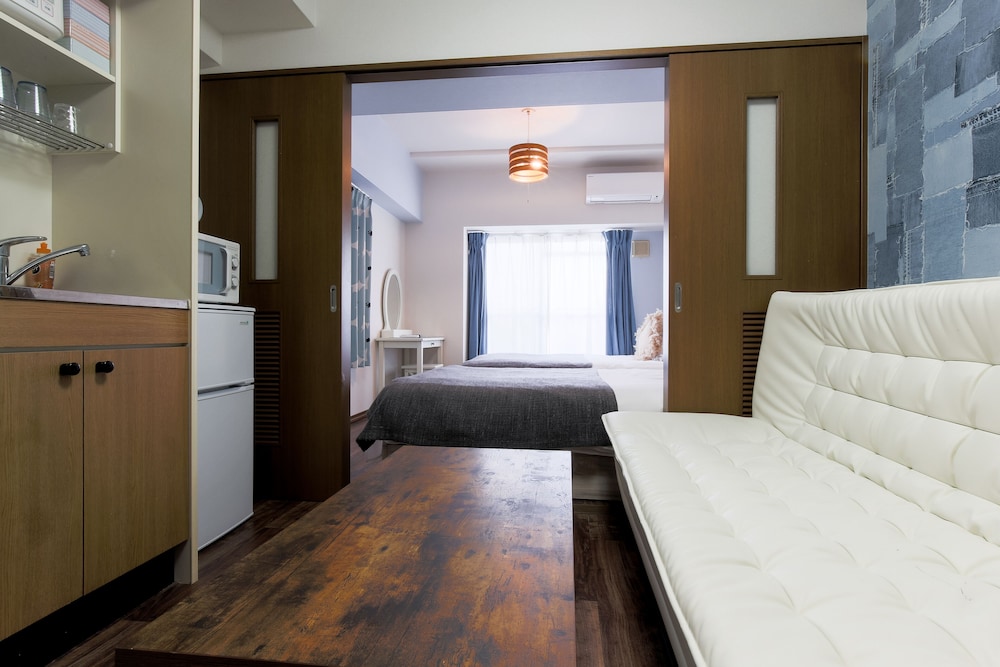GRAND COURT NAMBA 401 大阪