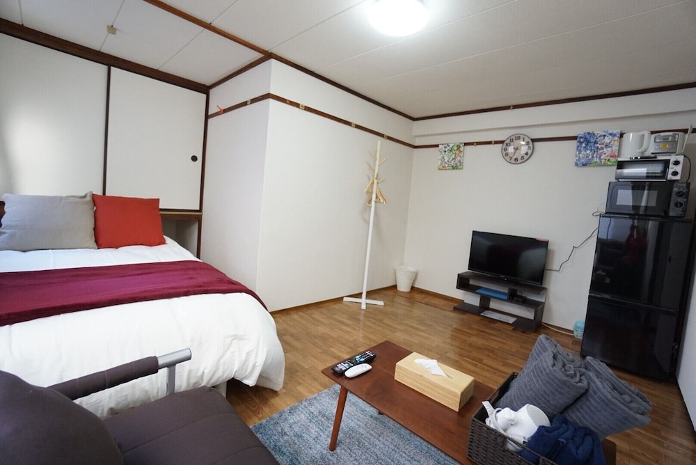 APARTMENT BS KAWARA HEIGHTS NAMBA 大阪