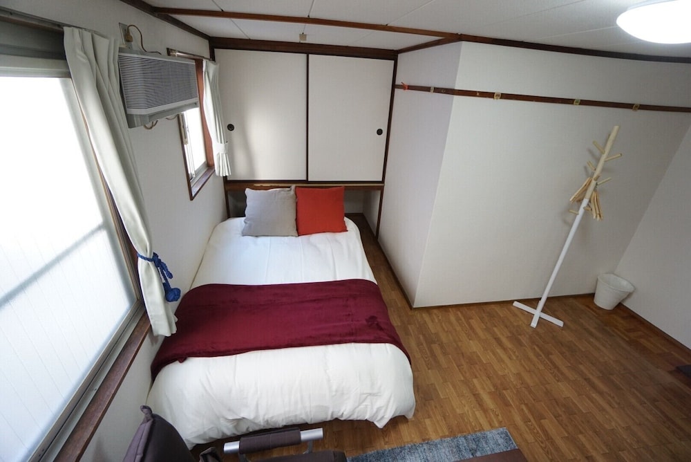 APARTMENT BS KAWARA HEIGHTS NAMBA 大阪