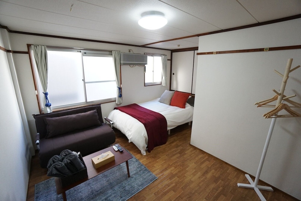 APARTMENT BS KAWARA HEIGHTS NAMBA 大阪