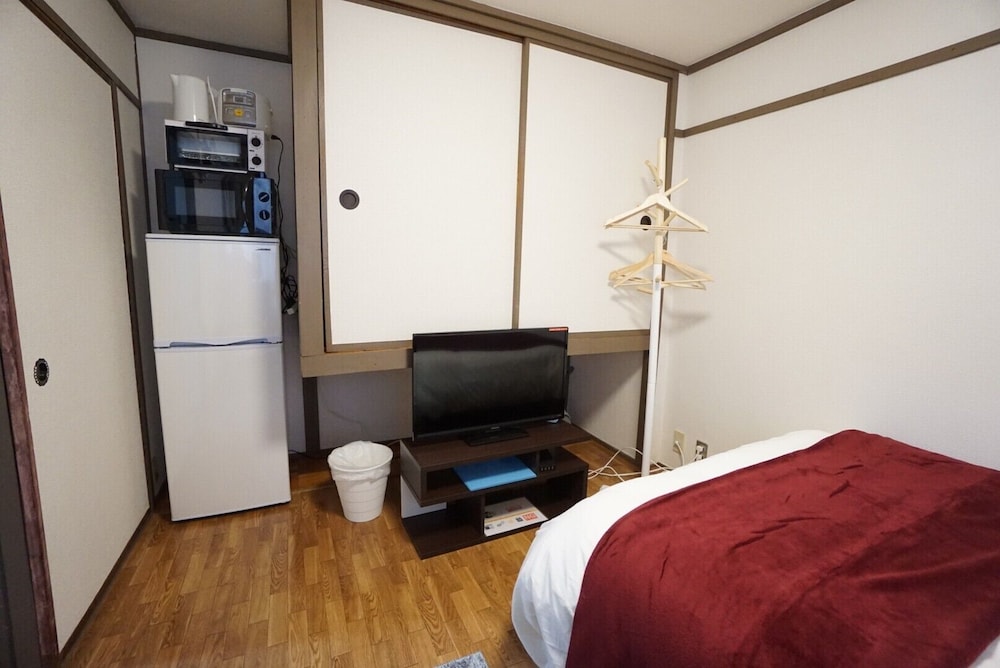 APARTMENT BS KAWARA HEIGHTS NAMBA 大阪