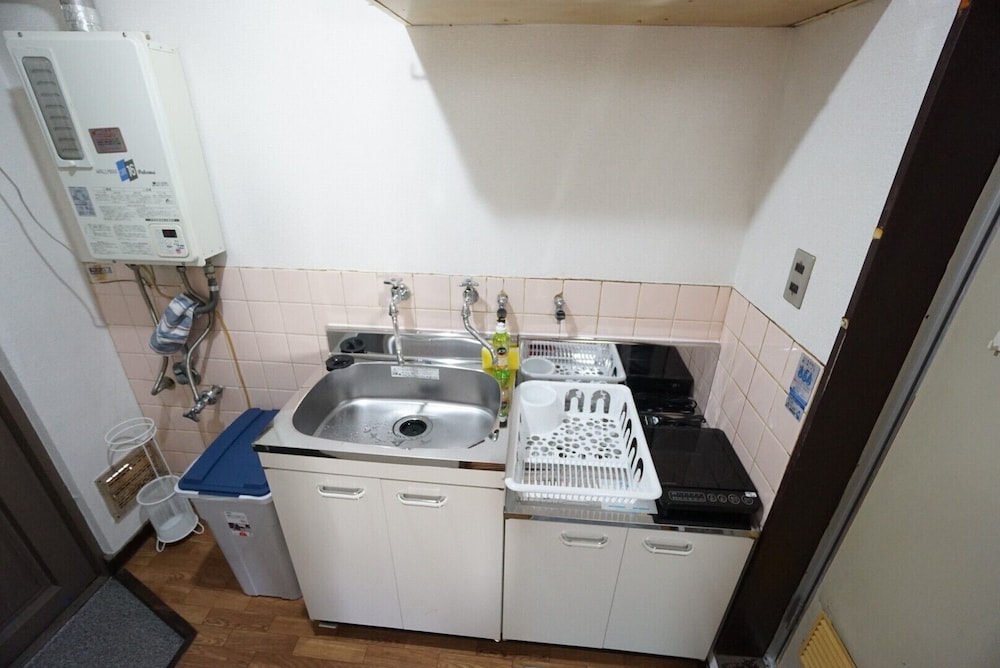 APARTMENT BS KAWARA HEIGHTS NAMBA 大阪
