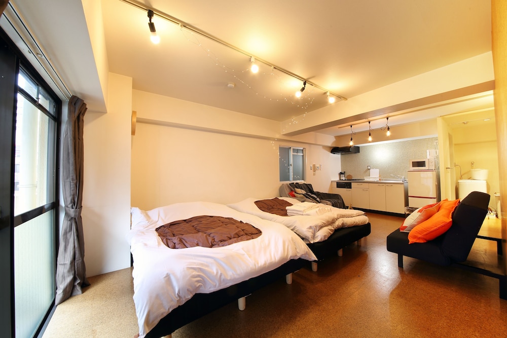 STUDIO MINAMISENBA 405 大阪