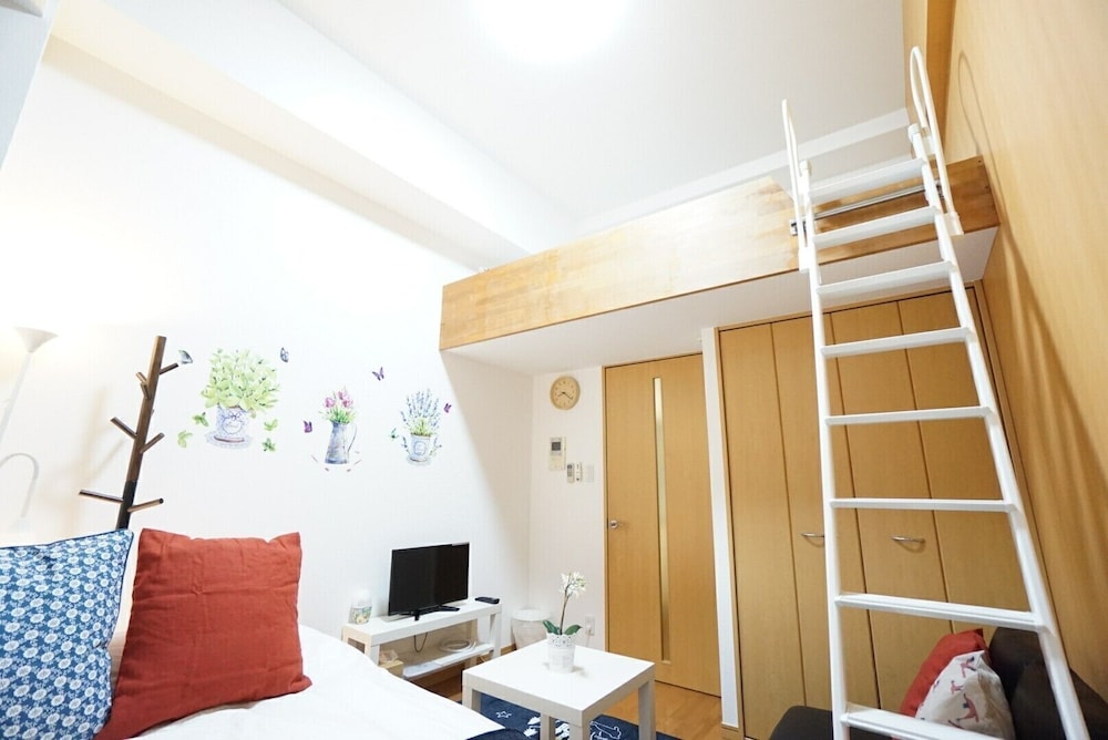 APARTMENT Y HAKUYU MOTOMACHI NAMBA 大阪