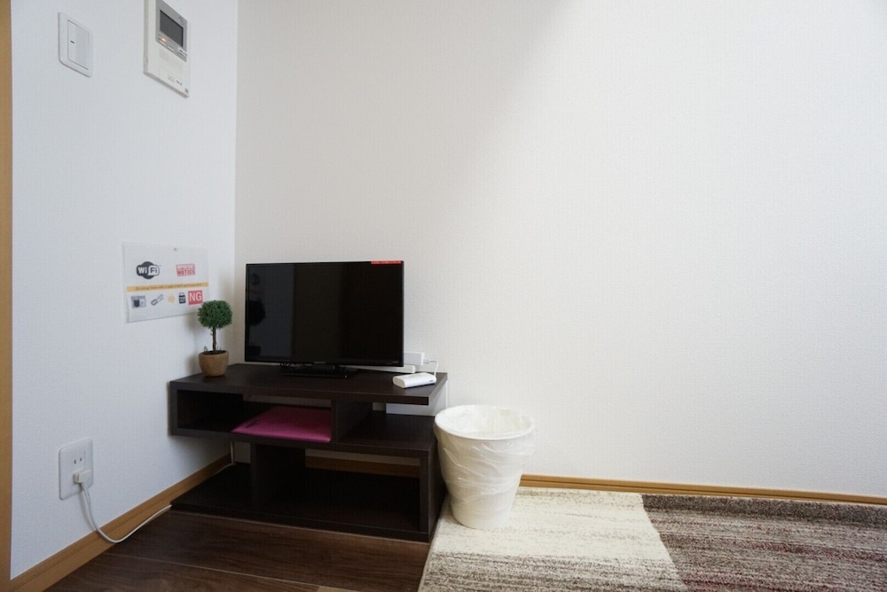 APARTMENT Y HAKUYU MOTOMACHI NAMBA 大阪