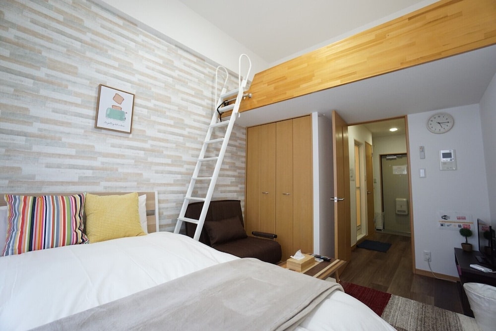APARTMENT Y HAKUYU MOTOMACHI NAMBA 大阪
