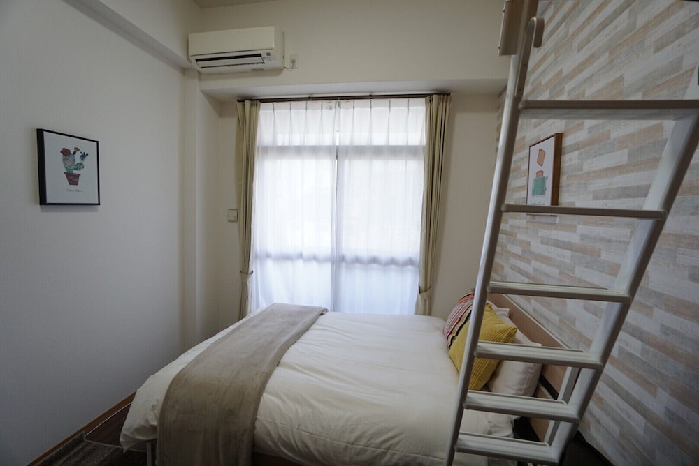 APARTMENT Y HAKUYU MOTOMACHI NAMBA 大阪