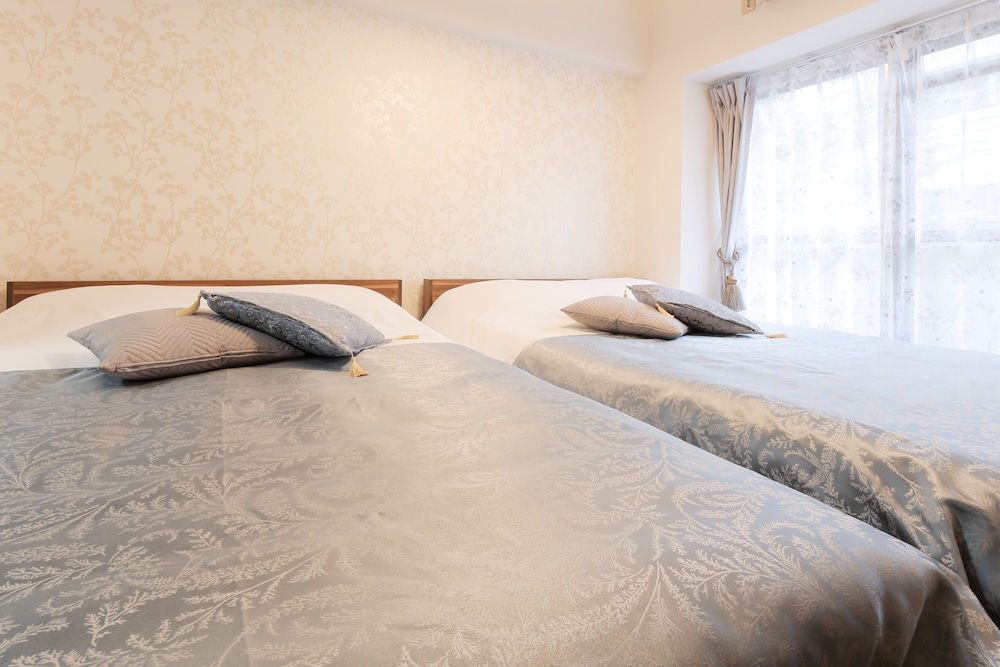 GRAND COURT NAMBA 205 大阪