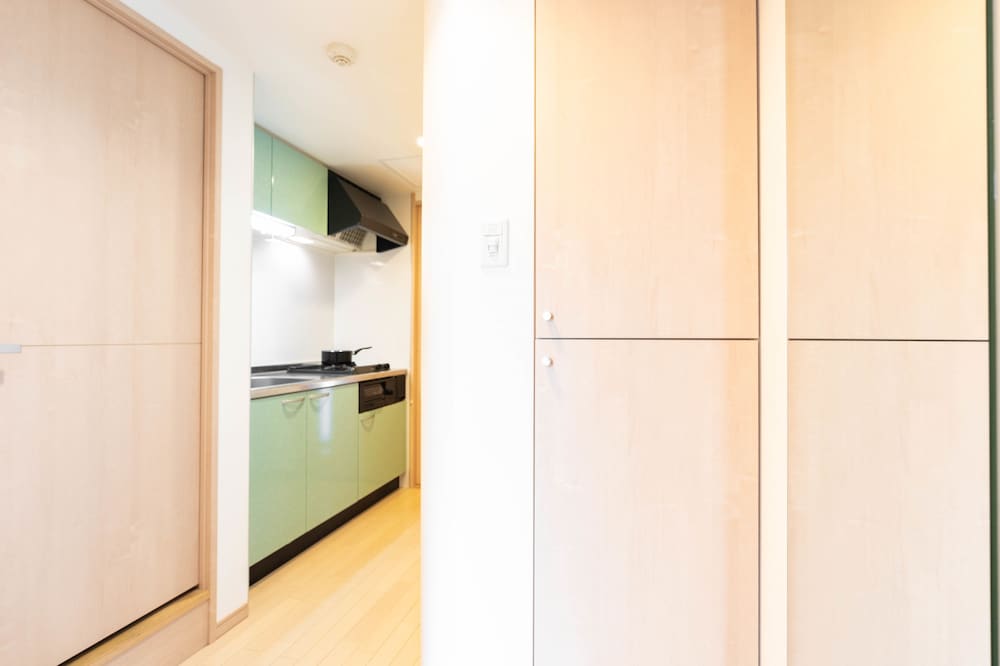 SHINSAIBASH EAST NANA APARTMENT · JUNAN 大阪