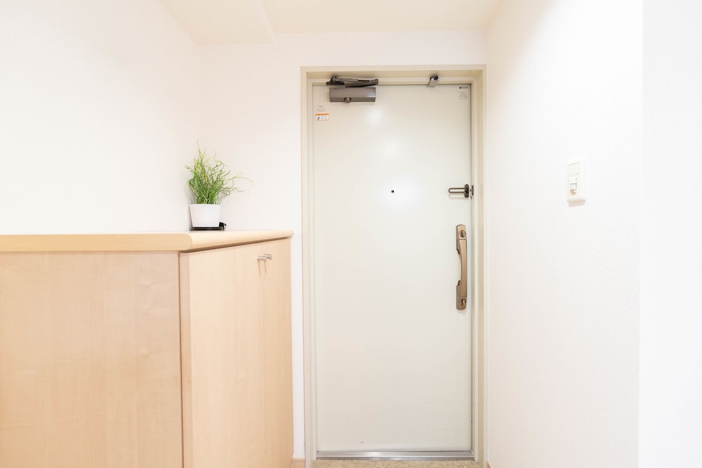 SHINSAIBASH EAST NANA APARTMENT · JUNAN 大阪