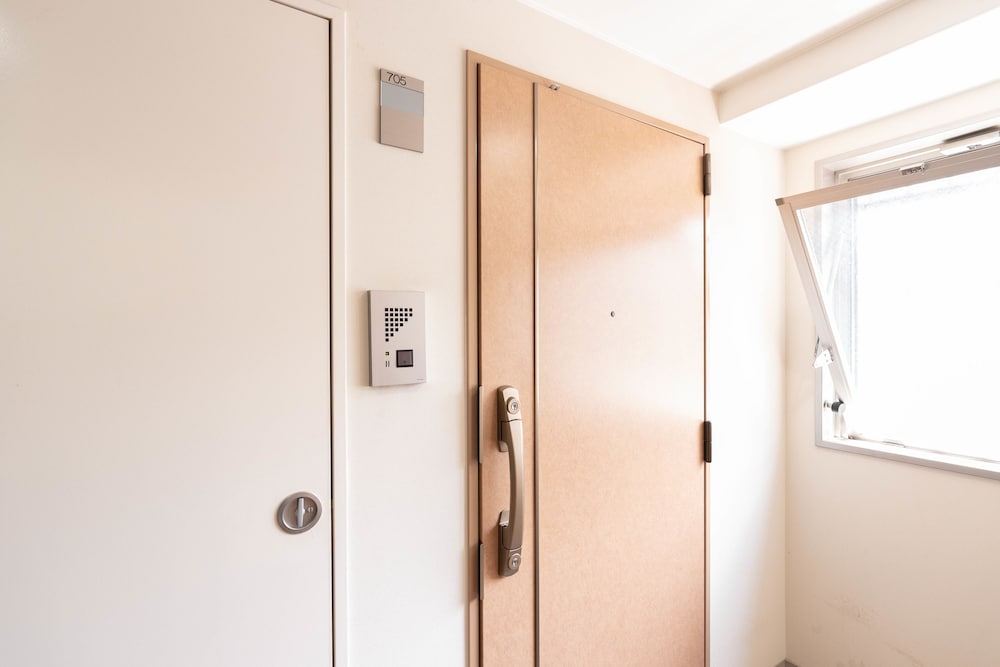 SHINSAIBASH EAST NANA APARTMENT · JUNAN 大阪