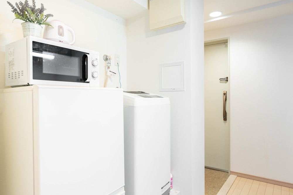 SHINSAIBASH EAST NANA APARTMENT · JUNAN 大阪