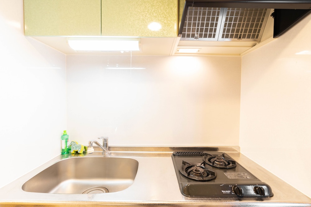 SHINSAIBASH EAST NANA APARTMENT · JUNAN 大阪