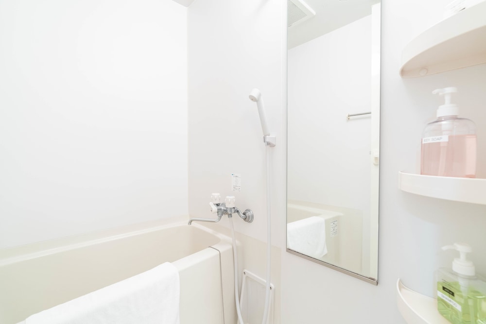 SHINSAIBASH EAST NANA APARTMENT · JUNAN 大阪