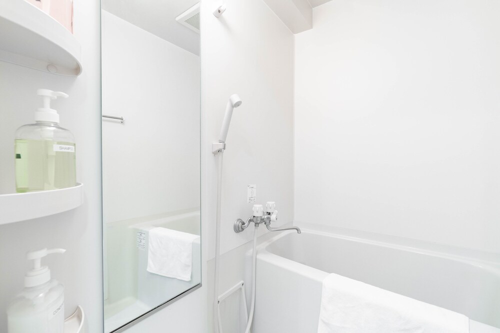 SHINSAIBASH EAST NANA APARTMENT · JUNAN 大阪