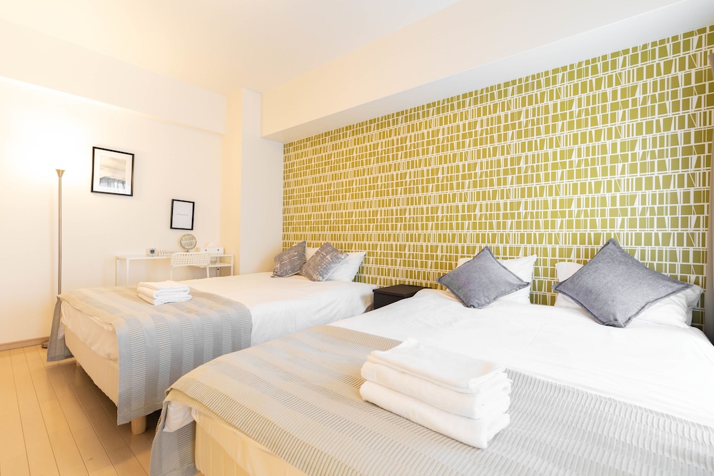 SHINSAIBASH EAST NANA APARTMENT · JUNAN 大阪