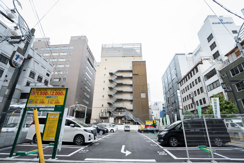 SHINSAIBASH EAST NANA APARTMENT · JUNAN 大阪