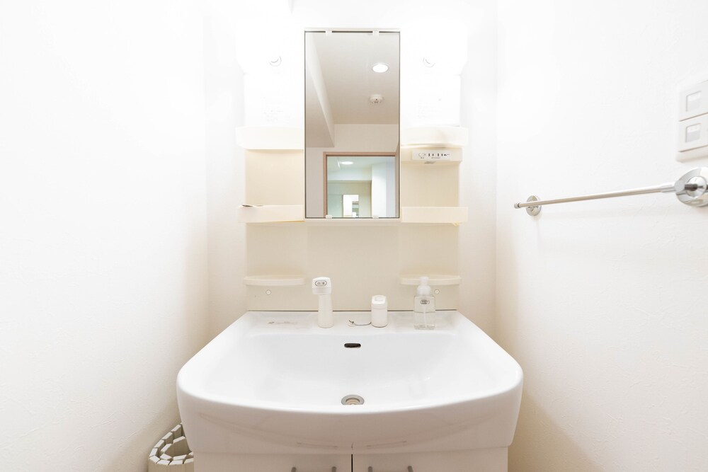 SHINSAIBASH EAST NANA APARTMENT · JUNAN 大阪