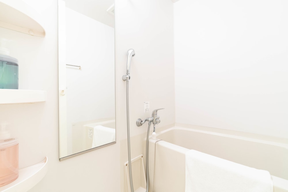 SHINSAIBASH EAST NANA APARTMENT · JUNAN 大阪