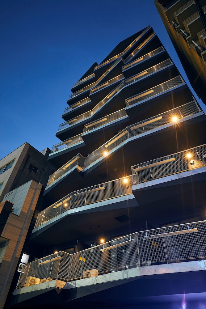 MONTANA FLAT YEBISU 大阪