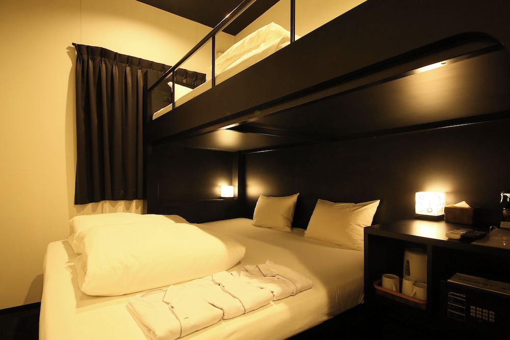 HOTEL TRAD REPLAY 大阪