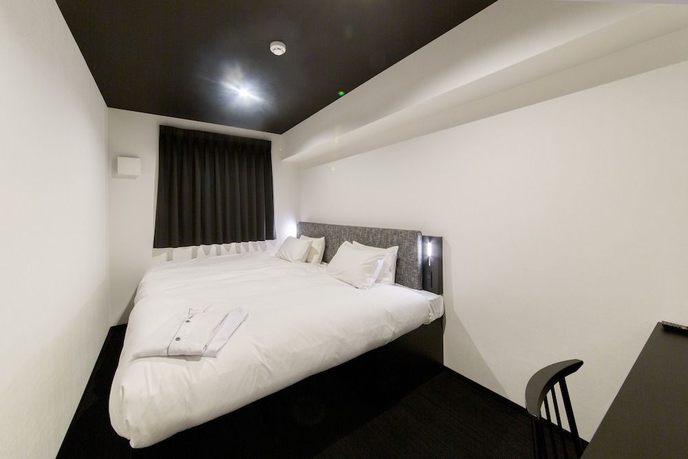 HOTEL TRAD REPLAY 大阪