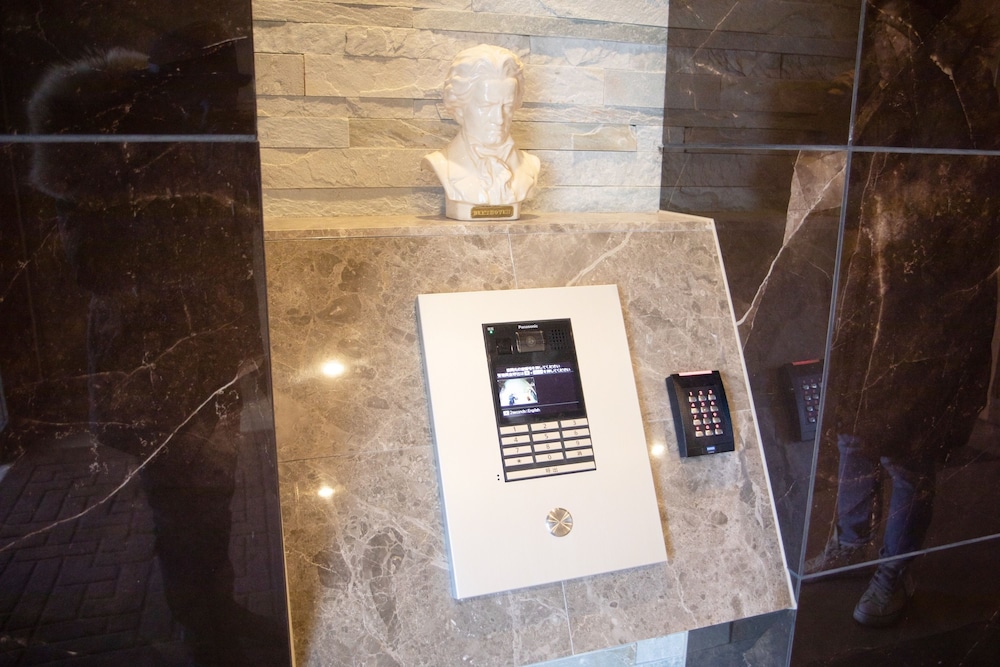 HOYOU SUITE RESIDENCE OSAKA ASHIHARABASHI STATION FRONT 大阪