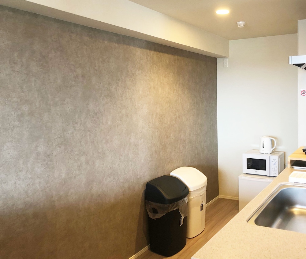 HOYOU SUITE RESIDENCE OSAKA ASHIHARABASHI STATION FRONT 大阪