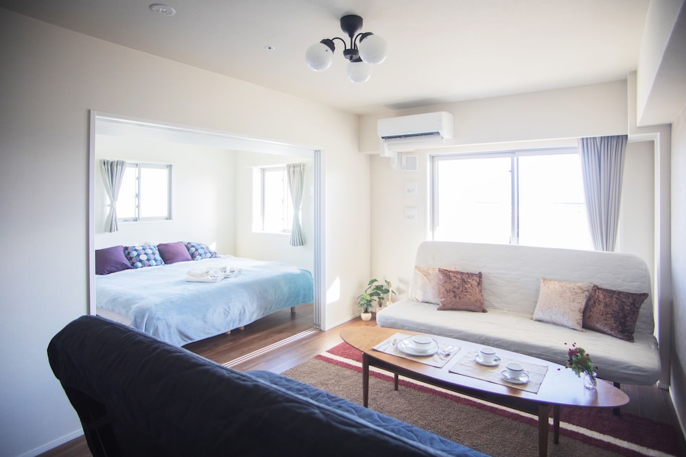 HOYOU SUITE RESIDENCE OSAKA ASHIHARABASHI STATION FRONT 大阪