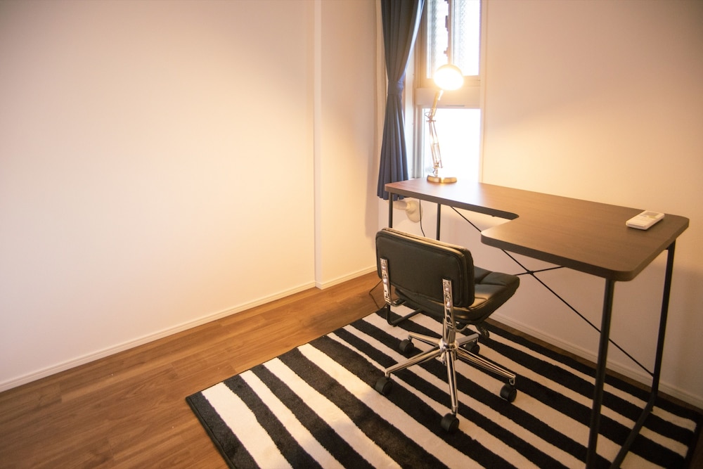 HOYOU SUITE RESIDENCE OSAKA ASHIHARABASHI STATION FRONT 大阪