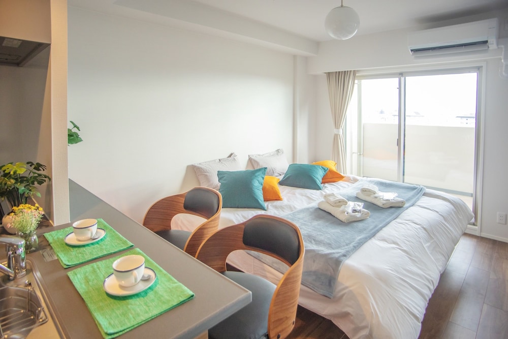 HOYOU SUITE RESIDENCE OSAKA ASHIHARABASHI STATION FRONT 大阪
