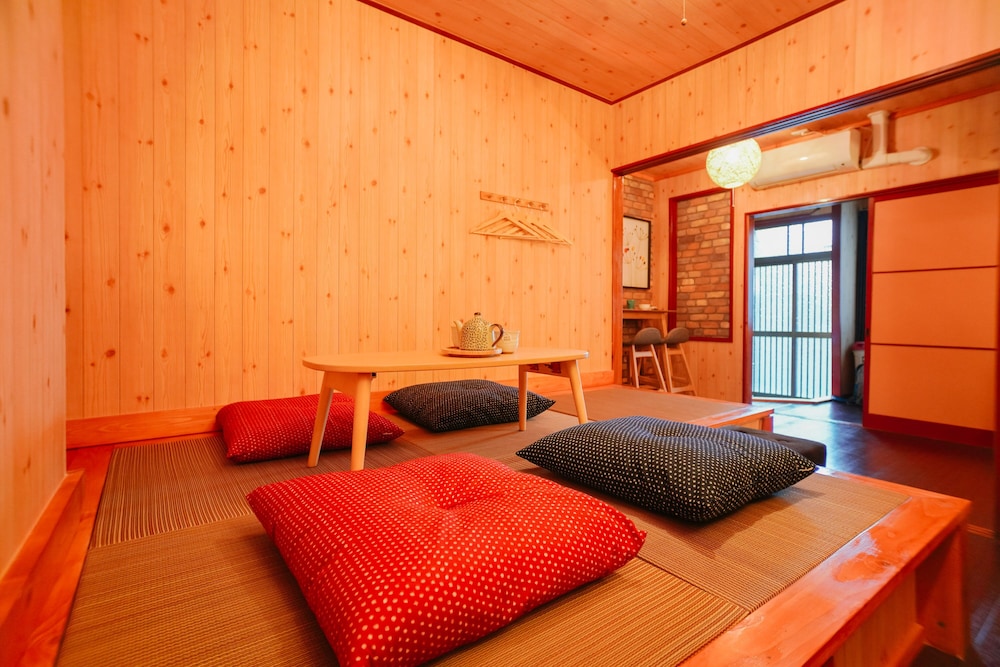 TSURUHASHI HOUSE 大阪