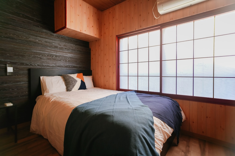 TSURUHASHI HOUSE 大阪