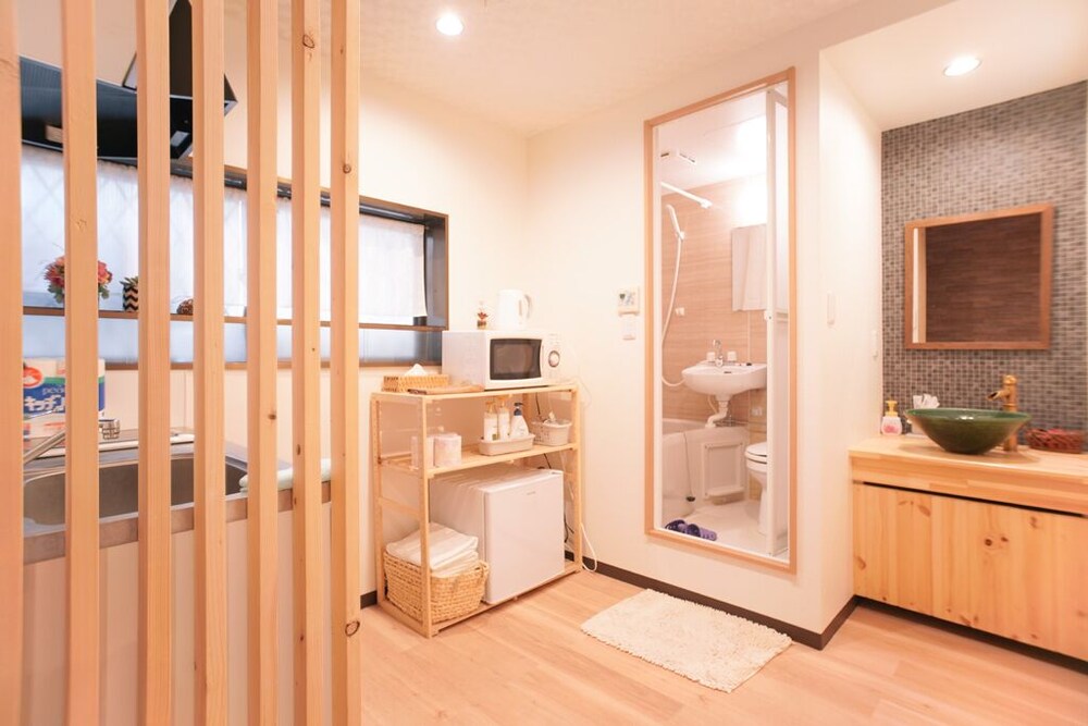 TSURUMIBASHI HOUSE 大阪