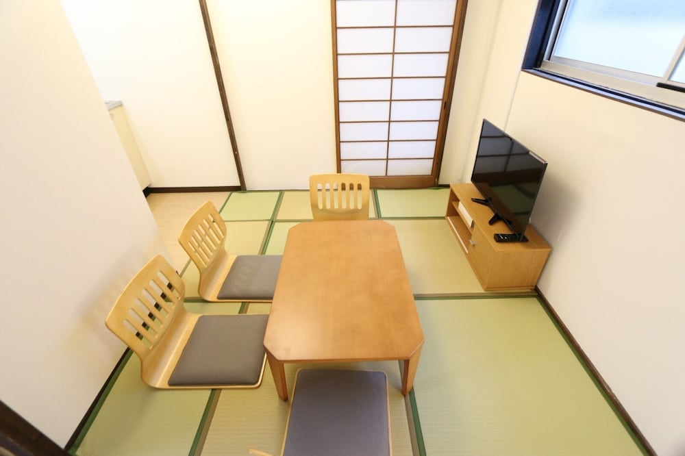 GUEST HOUSE 大阪
