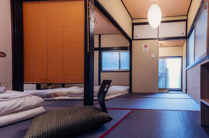 LOCAL STAY IN NAMBA 大阪