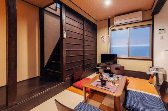 LOCAL STAY IN NAMBA 大阪