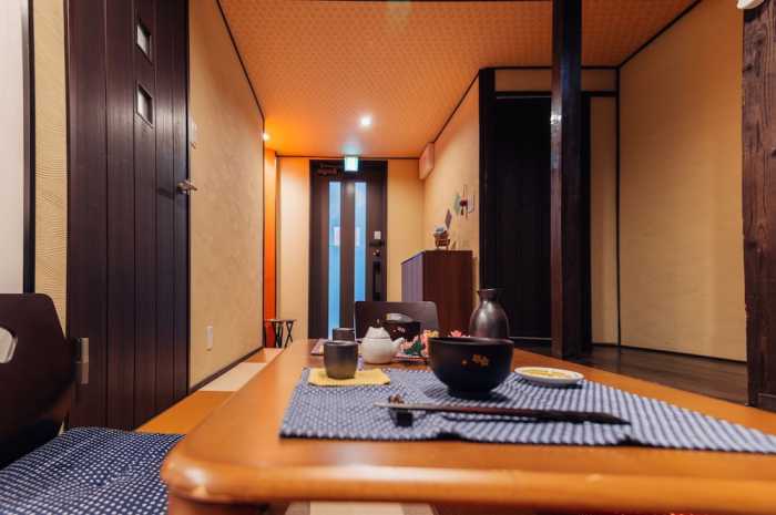 LOCAL STAY IN NAMBA 大阪