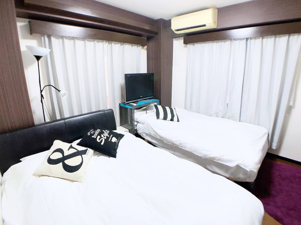 HOTEL AARON TSUTEN EAST 大阪