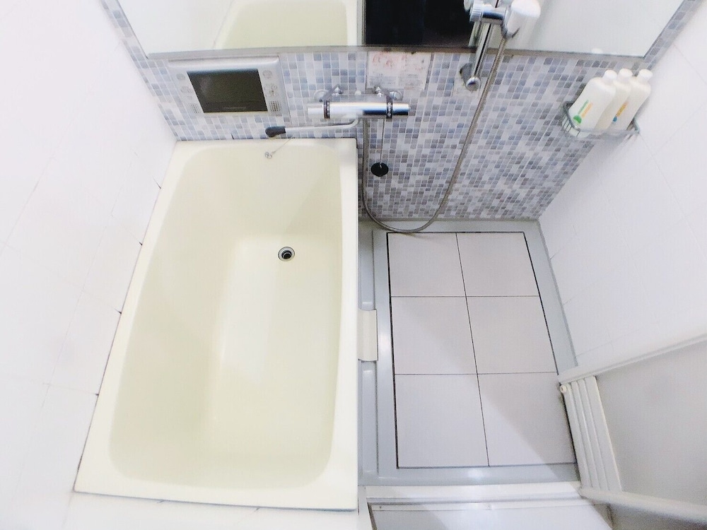 HOTEL AARON TSUTEN EAST 大阪