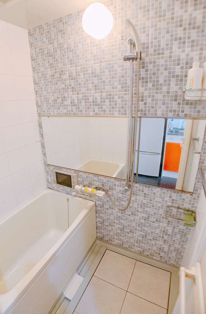 HOTEL AARON TSUTEN EAST 大阪