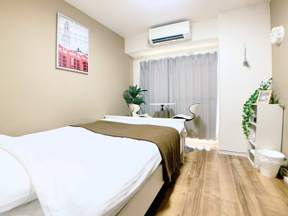 HOTEL AARON 通天西 大阪
