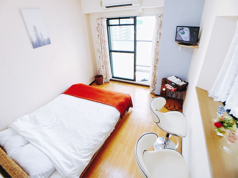 HOTEL AARON 通天西 大阪