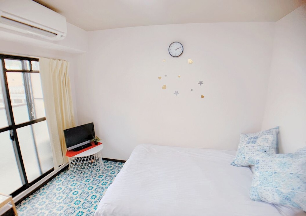 HOTEL AARON 通天西 大阪