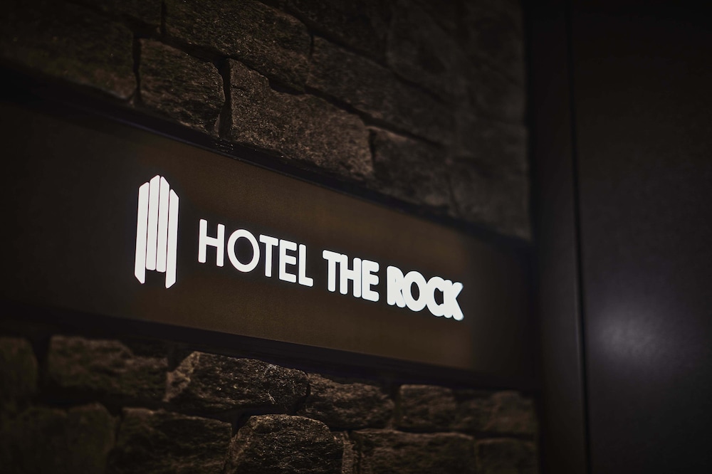 HOTEL THE ROCK 大阪
