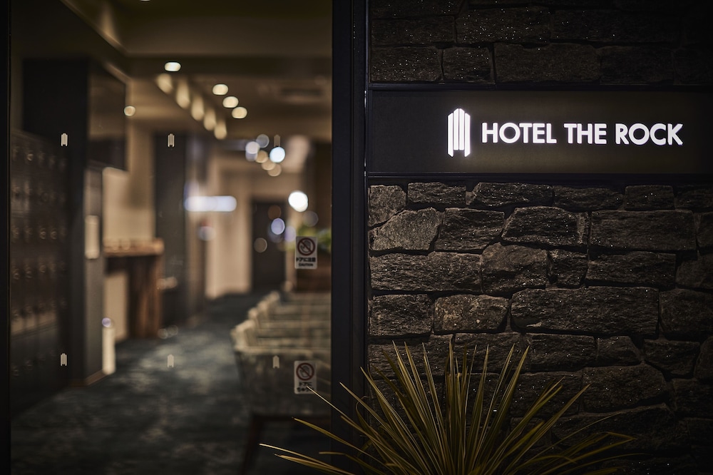 HOTEL THE ROCK 大阪