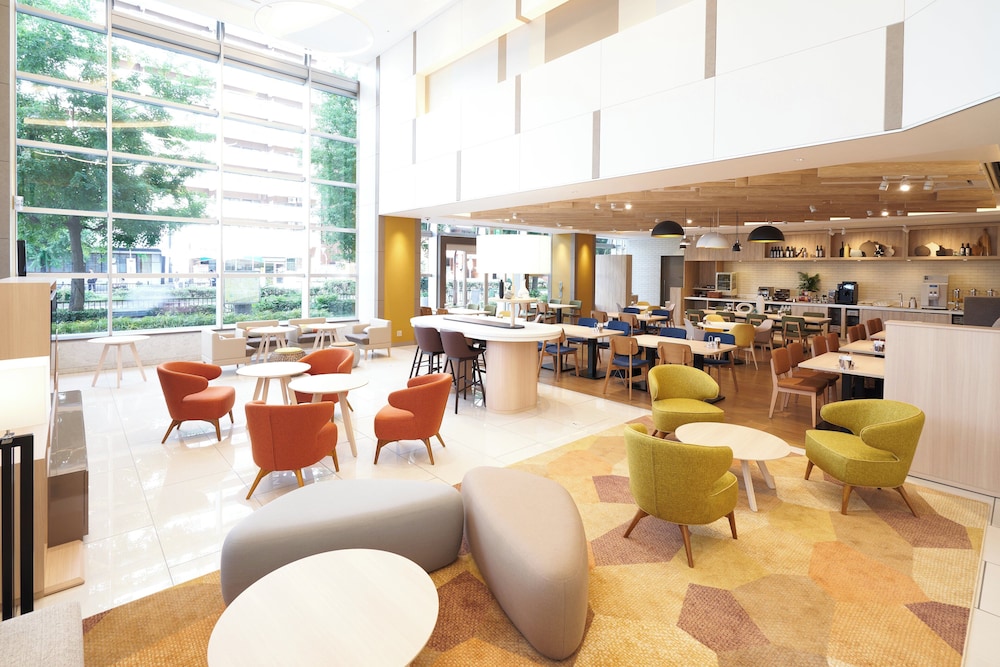 ホリディ・イン & スイーツ新大阪 バイ IHG 大阪