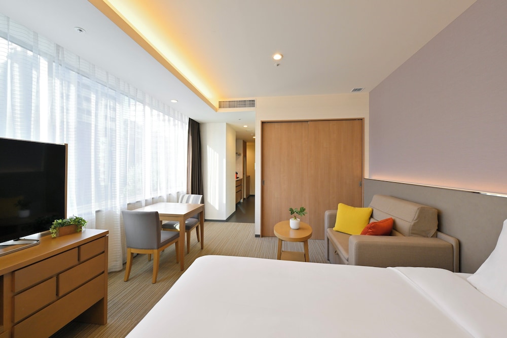 ホリディ・イン & スイーツ新大阪 バイ IHG 大阪